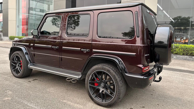 Một chi tiết đặc trưng trên Mercedes G-Class và Land Rover Defender đang dần bị các hãng khác cho ‘khai tử’ và đây là lý do vì sao