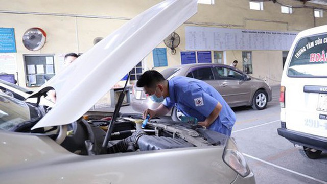 Chủ xe ôtô in giấy xác nhận tự động giãn chu kỳ kiểm định thế nào?