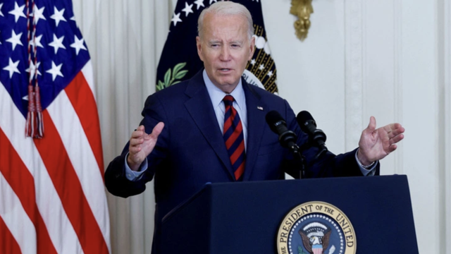 Ông Biden: Mỹ sắp hết đạn pháo