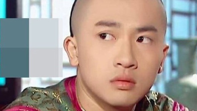 Ít ai biết, Ngũ a ca của Hoàn Châu Cách Cách có học vấn không phải dạng vừa, từng nói 1 câu thể hiện rõ trí tuệ