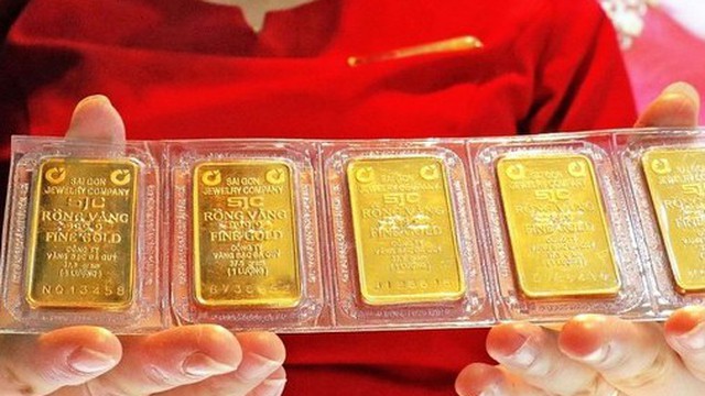 Người mua vàng lỗ nặng