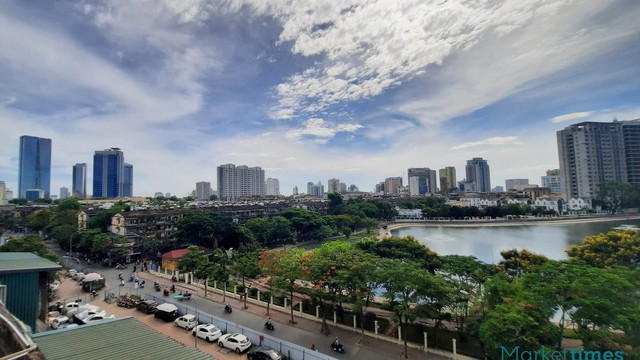 Bất ngờ giá nhà tập thể nội đô Hà Nội ngang ngửa chung cư mới