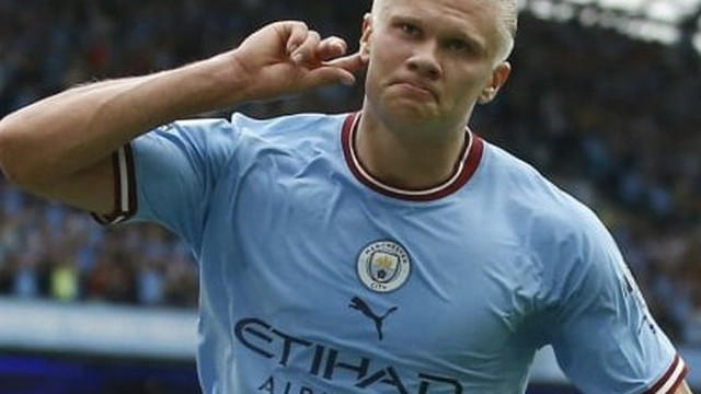 Kết quả Ngoại Hạng Anh: Haaland lập hat-trick, Man City củng cố ngôi đầu