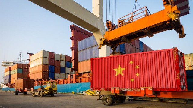 Chuỗi cung ứng có thể đang rời sang các nước châu Á khác, nhưng vai trò của 'công xưởng thế giới' Trung Quốc không chỉ đơn giản như vậy