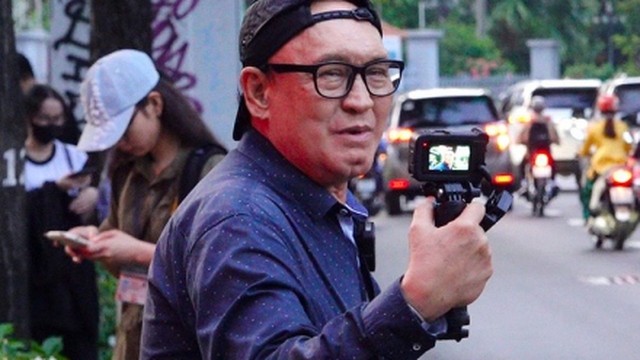 Chuyện showbiz: Chồng cũ Lê Giang làm YouTuber tại phiên xét xử bà Phương Hằng