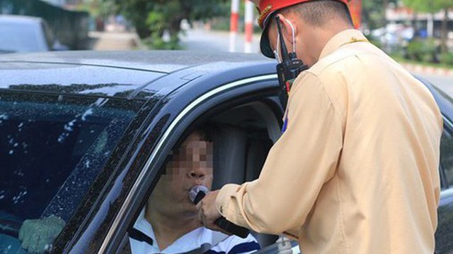 Xử lý một loạt cán bộ, công chức, viên chức vi phạm nồng độ cồn