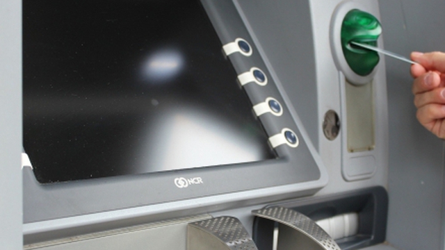 Cách chuyển tiền qua cây ATM