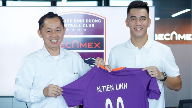 CLB Bình Dương giữ chân thành công tiền đạo Tiến Linh