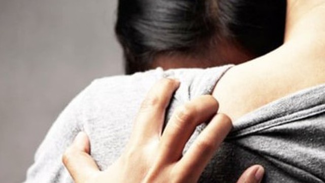 Mỗi lần gần vợ, tôi lại ám ảnh quá khứ của cô ấy với người cũ