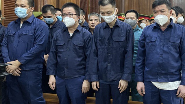 Một phút nể nang, một đời ân hận