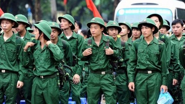 Trốn nghĩa vụ quân sự khi đã trúng tuyển bị phạt ra sao?