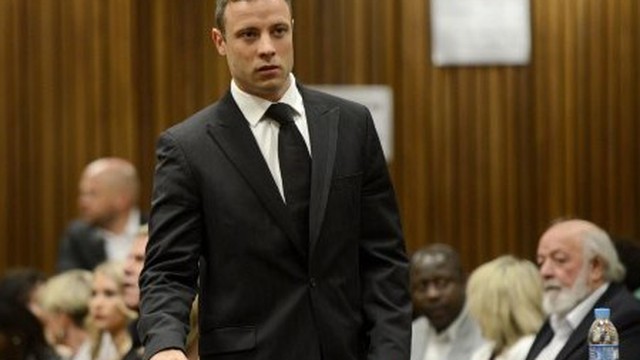 Giết người tình xinh đẹp, Oscar Pistorius ngồi khám 5 năm