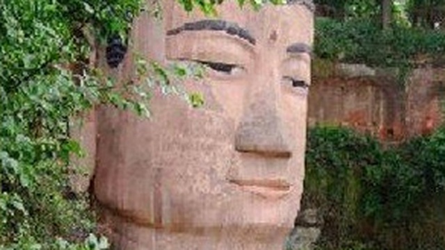 Bí ẩn bức tượng Phật 4 lần rơi lệ ở Trung Quốc