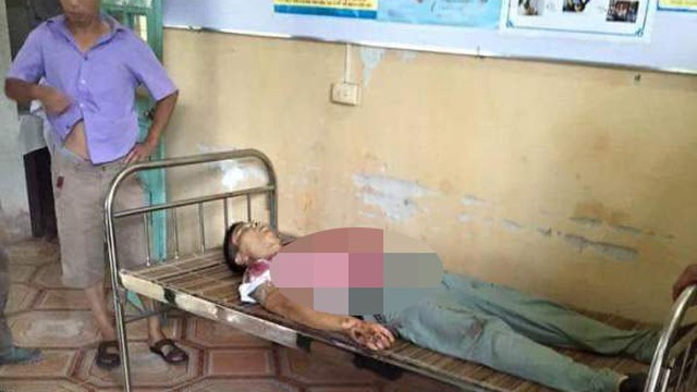 Trên đường đi chữa bệnh lấy dao đâm chết người rồi tự sát