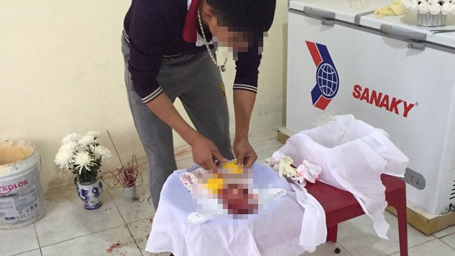 Chiếc tủ lạnh chứa đầy xác em bé và "biệt đội săn trộm" hài nhi