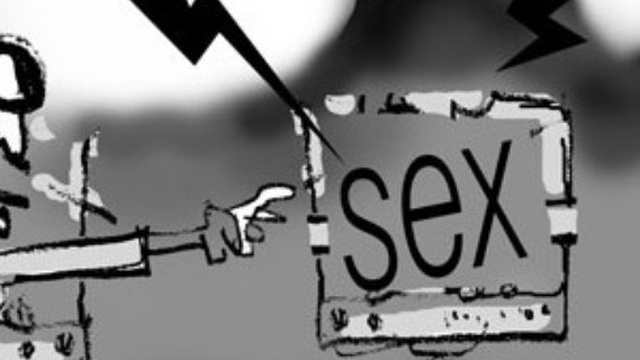 Ép trẻ em quay phim sex để đưa lên mạng