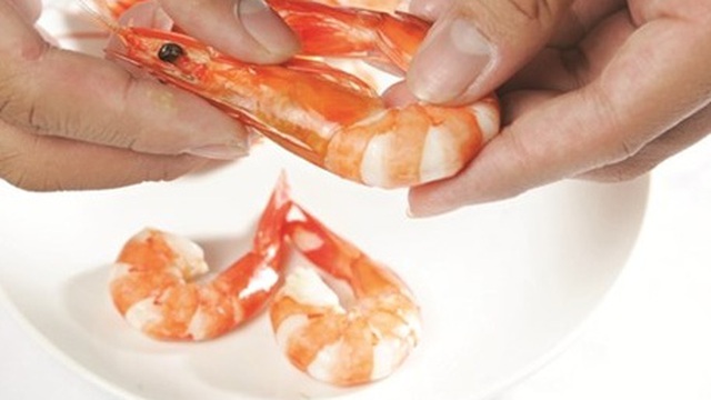Những sai lầm khi ăn tôm cần tuyệt đối tránh