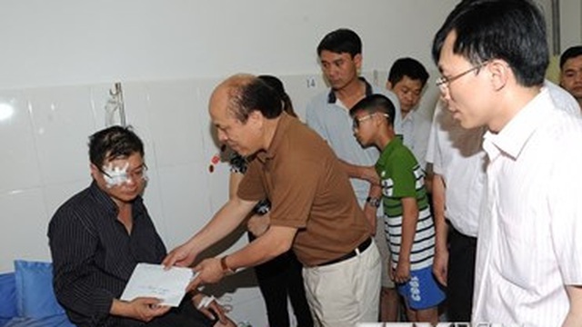Vụ nhà sập ở Cao Bằng: Ba bố con sống sót đã qua cơn nguy kịch