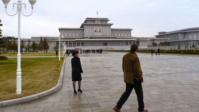 Hồi tưởng rùng mình của nhà báo Mỹ về những "hành vi ngu ngốc" trong chuyến du lịch Triều Tiên