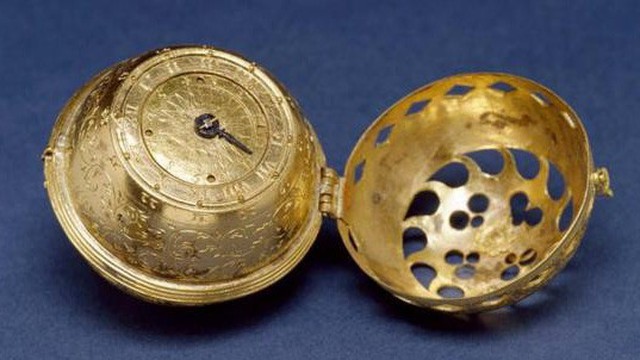 Bí ẩn chưa có lời giải về chiếc đồng hồ Thụy Sĩ, "du hành" 300 năm về quá khứ trong quan tài đá thời Minh