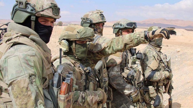 Phiến quân Syria tấn công binh sĩ Nga bằng vũ khí Mỹ