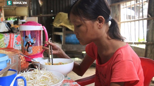 "Thần ăn thánh uống" ở Quảng Nam và nỗi đau chưa từng được tiết lộ