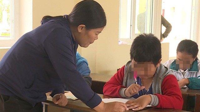 Cô giáo phạt học trò 231 cái tát khuôn mặt hốc hác, xin gia đình học sinh rộng lòng tha thứ