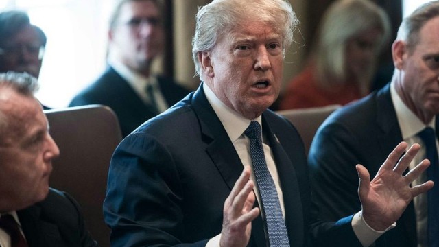 Tổng thống Trump hủy thăm Mỹ Latinh để tập trung vào Syria