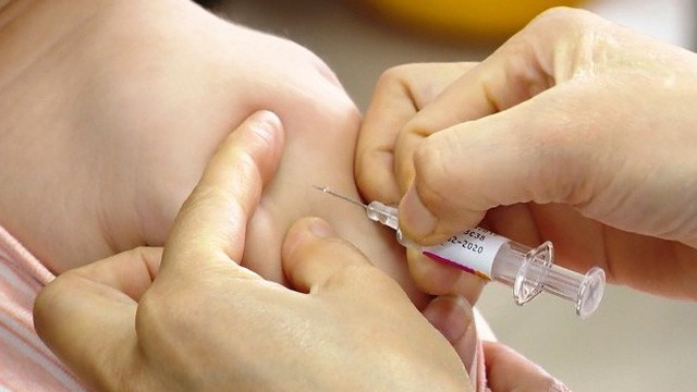 Thế giới dừng sản xuất vắc-xin viêm não mô cầu, Bộ Y tế lo ngại hết vắc-xin phòng bệnh