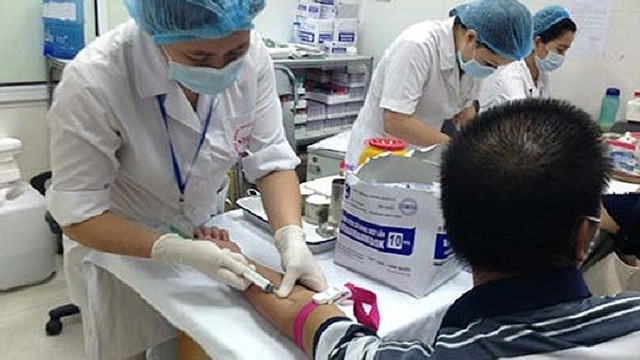 Hàng triệu người Việt Nam nhiễm virus viêm gan C, 90% chưa được điều trị vì... thuốc đắt