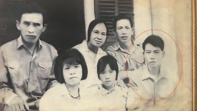 Mẹ phi công lái Su-22 vừa hy sinh: "Thằng bé chịu khổ từ nhỏ, ngoài đi học còn cầm phích bán nước"