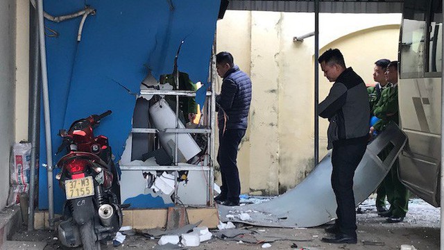 Hai anh em chế mìn cho nổ cây ATM ngân hàng Vietinbank