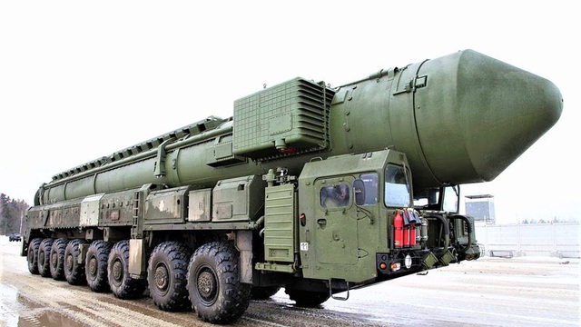 Siêu tên lửa đạn đạo khủng khiếp Sarmat Nga và Minuteman-3 Mỹ có là “kỳ phùng địch thủ”?