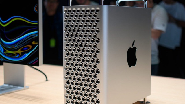 Apple ra mắt Mac Pro: Phiên bản mạnh nhất có giá bán 1,2 tỷ đồng, riêng bộ phụ kiện bánh xe bán kèm đã có giá 2,3 triệu đồng/chiếc!