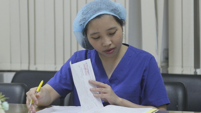 Nữ bác sĩ sản khoa chia sẻ câu chuyện phá thai khiến người đọc "rợn tóc gáy"