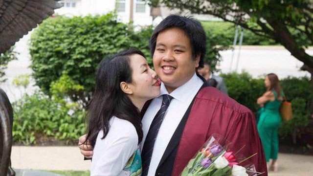 Cha mẹ Việt dạy con điều hay lẽ phải nhưng khi ra đường lại hay khôn vặt, lách luật trước mặt chúng