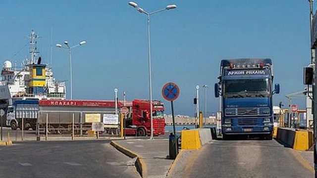 Hành trình 'chết đi sống lại' của thanh niên nhập cư lậu vào Anh trong 'quan tài đông lạnh'