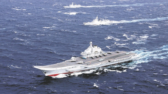 Trung Quốc có ý gì khi đem tàu sân bay nội địa qua eo biển Đài Loan?