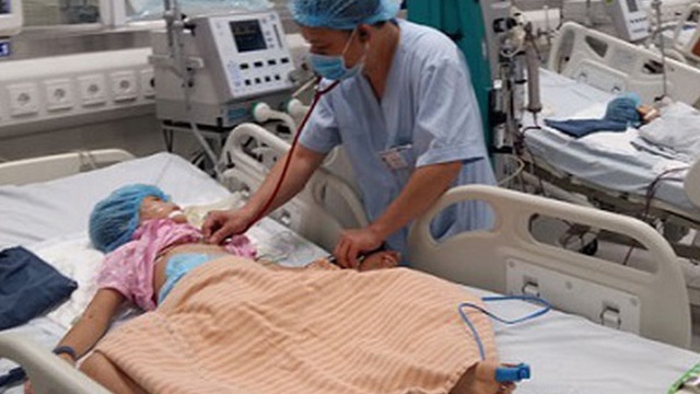 Bố mẹ mải Tết, con tử vong lúc nào không hay: Chuyện đau lòng về chăm sóc trẻ bị tiểu đường