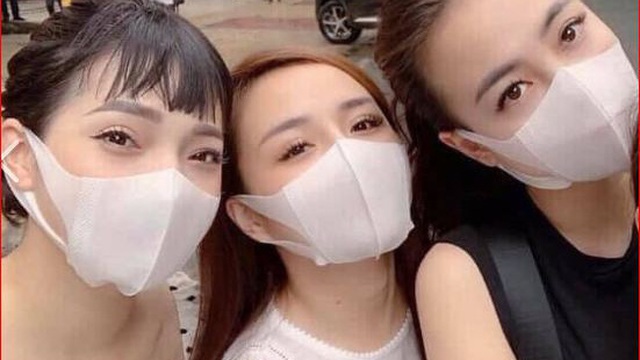 Dịch Corona: Từ chiếc khẩu trang y tế đến 'lá chắn 3 lớp' tạo nên 11 bộ trắc nghiệm có một không hai
