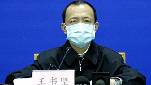 Trung Quốc: "Găm" hàng, nâng giá trên 35% giữa mùa dịch virus corona có thể bị phạt tán gia bại sản