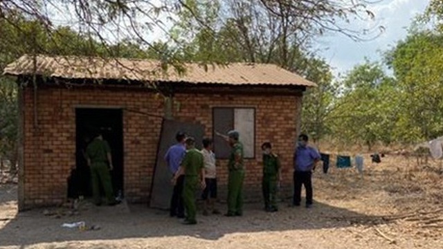Hỏi mượn tiền không được, thanh niên 9X đánh mẹ ruột tử vong ở Bình Phước rồi cố thủ