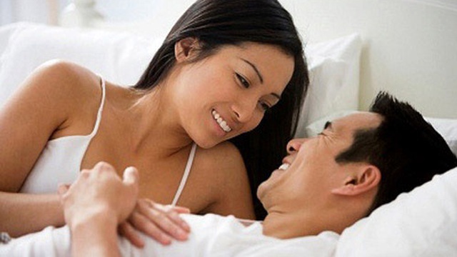 Làm sao để các ông chồng đến tuổi mãn dục vẫn luôn “nghiện vợ”?