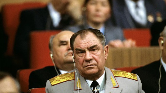 Những hình ảnh “đắt giá” của vị nguyên soái cuối cùng của Liên Xô