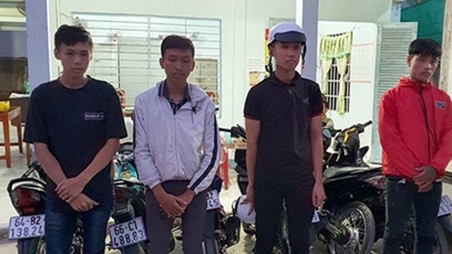 Phát hiện nhóm đối tượng tụ tập đua kéo xe ở Tiền Giang