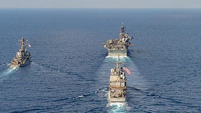 Cận cảnh các tàu chiến Mỹ thách thức Trung Quốc ở biển Đông
