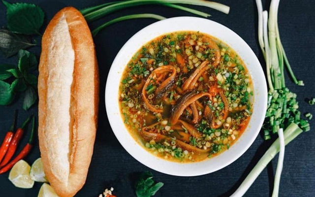 Lẩu Haidilao, gà rán KFC biến ông chủ thành tỷ phú từ quán ven đường, tại sao Việt Nam chưa có tỷ phú súp lươn Nghệ An, hủ tiếu Mỹ Tho...?