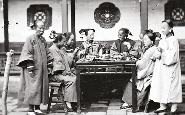 Trung Quốc qua bộ sưu tập vĩ đại của các nhiếp ảnh gia phương Tây: Một thế giới khác biệt giữa thời kỳ vốn chỉ toàn tranh vẽ