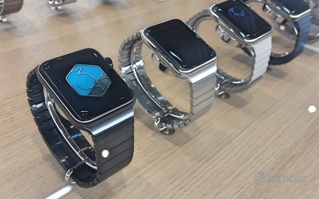 Apple Watch đời cũ giảm giá hàng triệu đồng