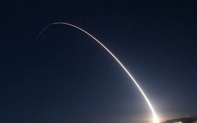 Mỹ phóng thành công ICBM trong bộ ba răn đe hạt nhân